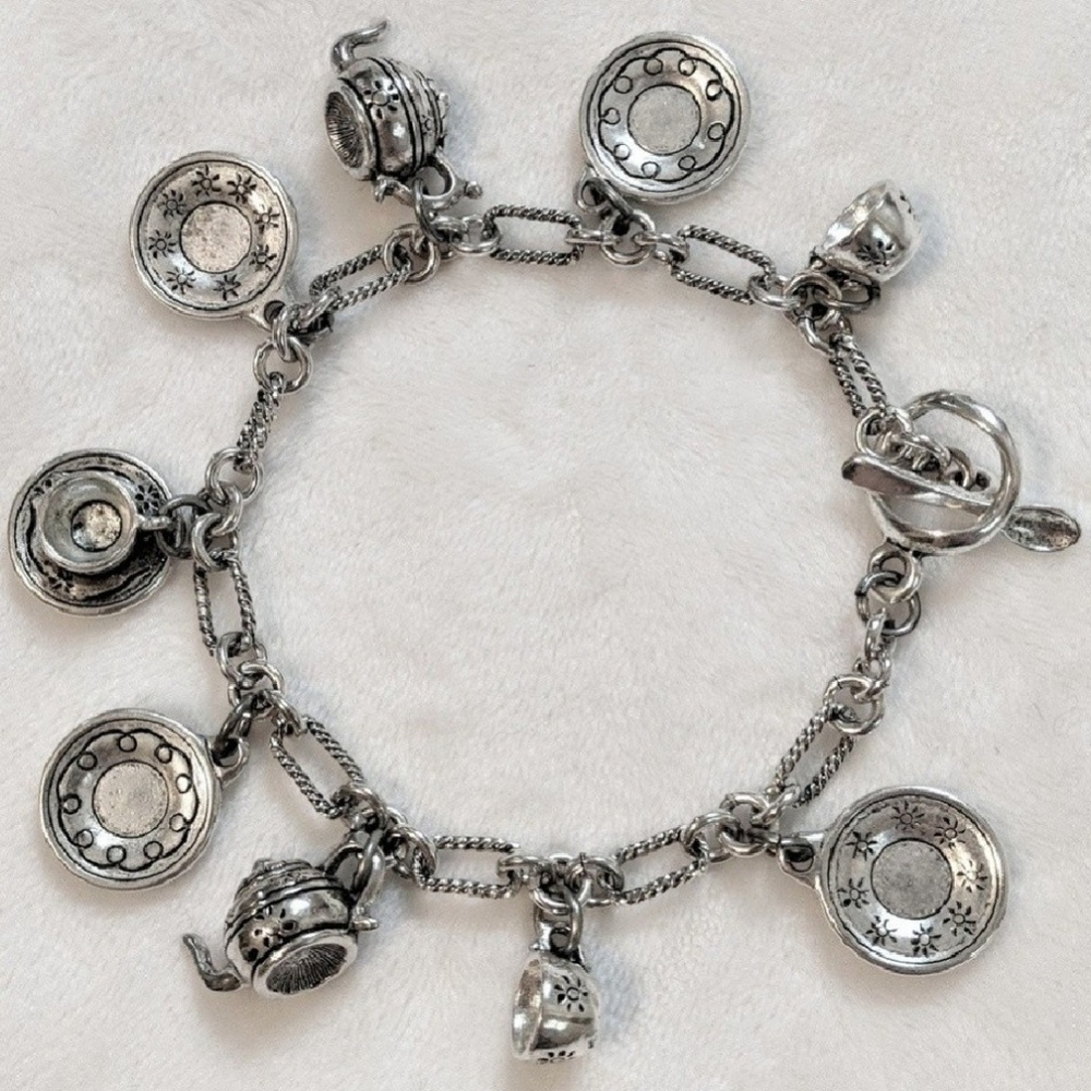 Adorable Tea Time Charm Bracelet NWOT ☕